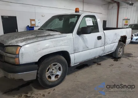 2004 Chevrolet Silverado 1500 Work Truck z USA, uszkodzony, nr VIN 1GCEC14X44Z261630